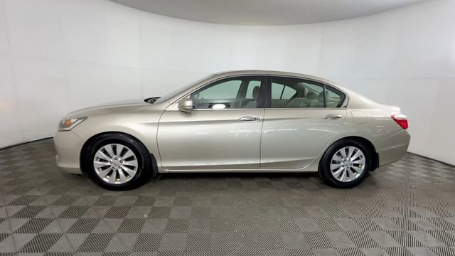 Used 2015 Honda Accord EX image 11