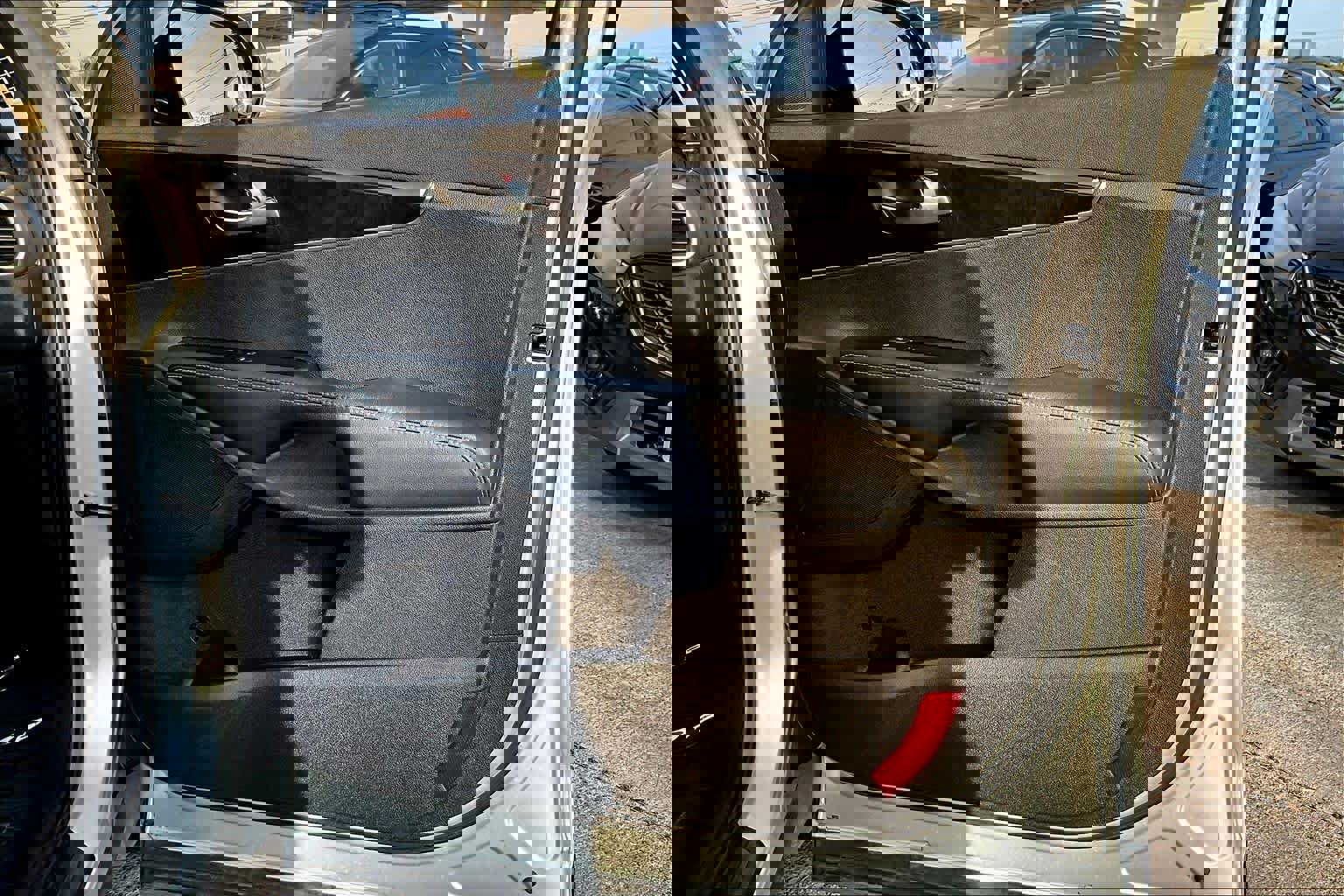 Used 2016 Kia Sorento LX w/ LX Convenience Package image 21