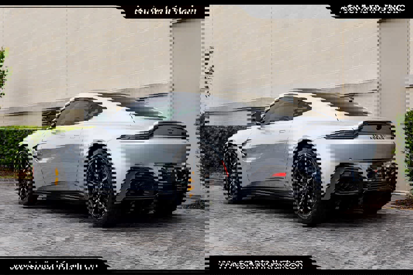 Used 2022 Aston Martin V8 Vantage Coupe image 40