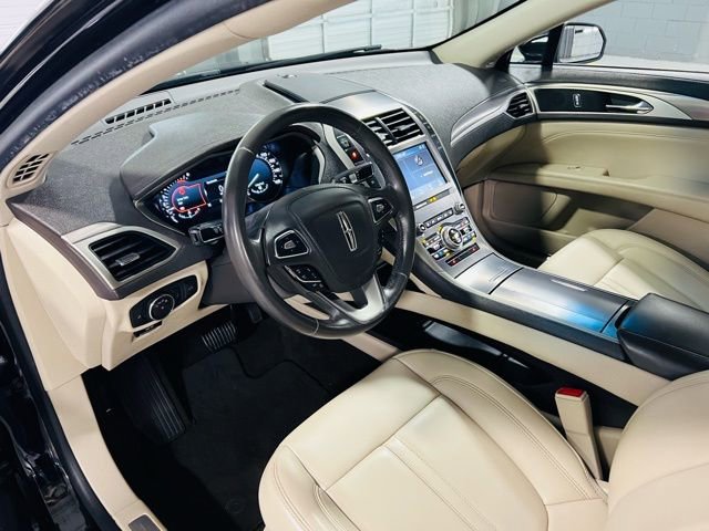 Used 2020 Lincoln MKZ AWD image 20