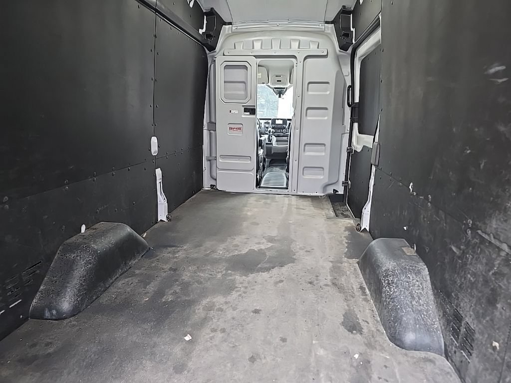 Used 2024 Ford Transit 250 148 High Roof Extended AWD w/ Load Area Protection Package image 6