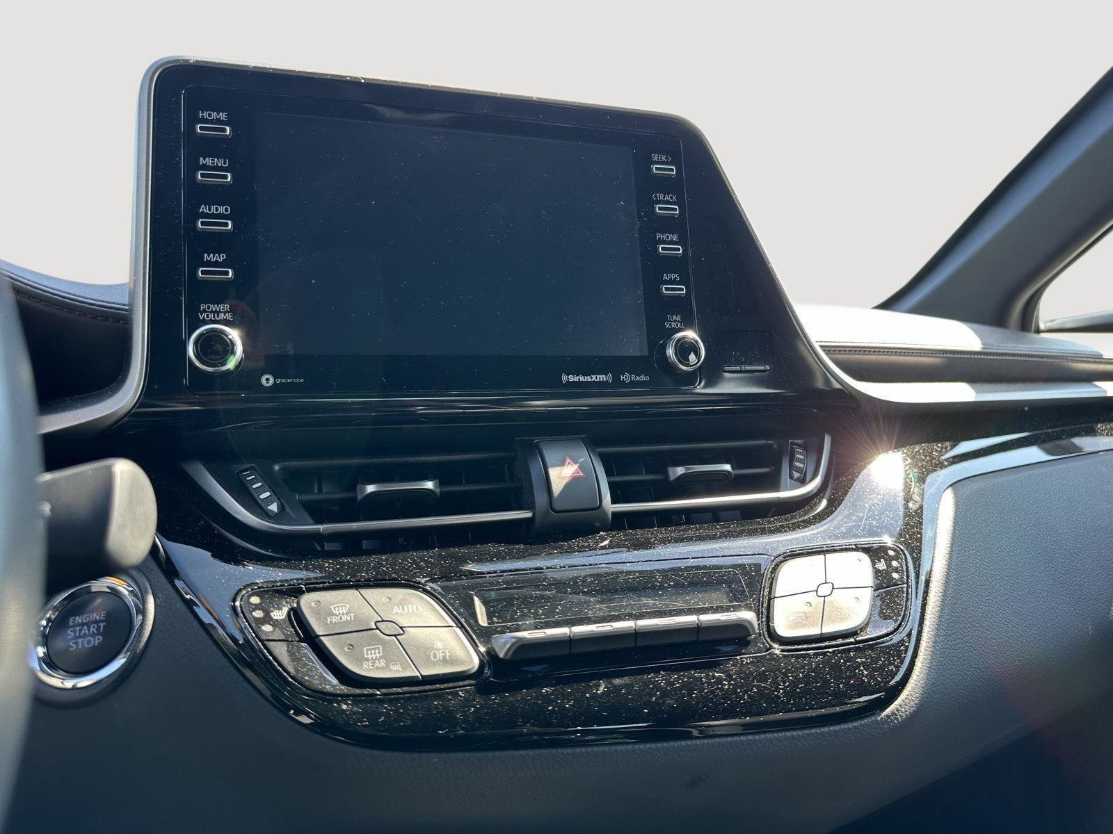 Used 2019 Toyota C-HR Limited FWD image 12