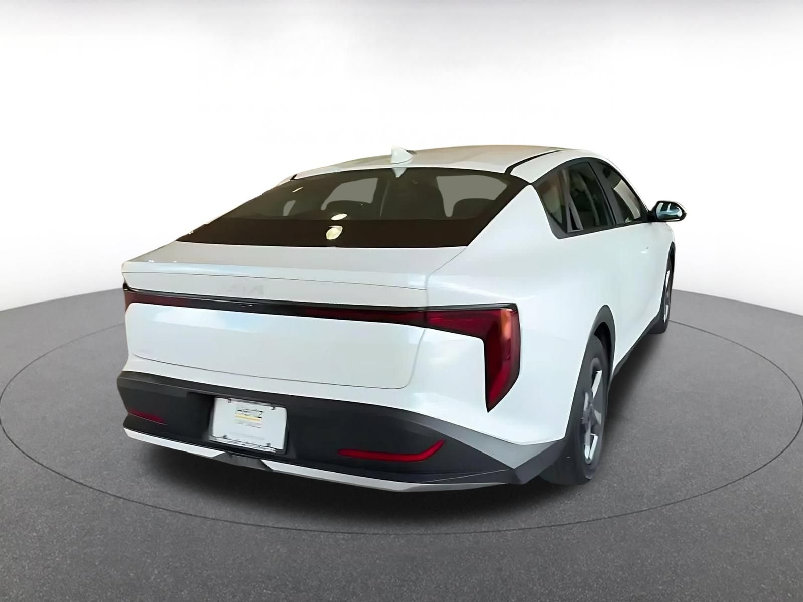 Used 2025 Kia K4 FWD image 14