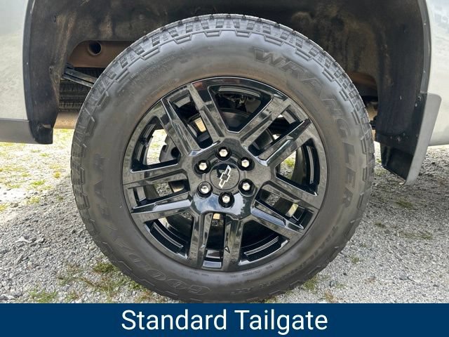 Certified 2025 Chevrolet Silverado 1500 Custom Trail Boss AWD/4WD image 31