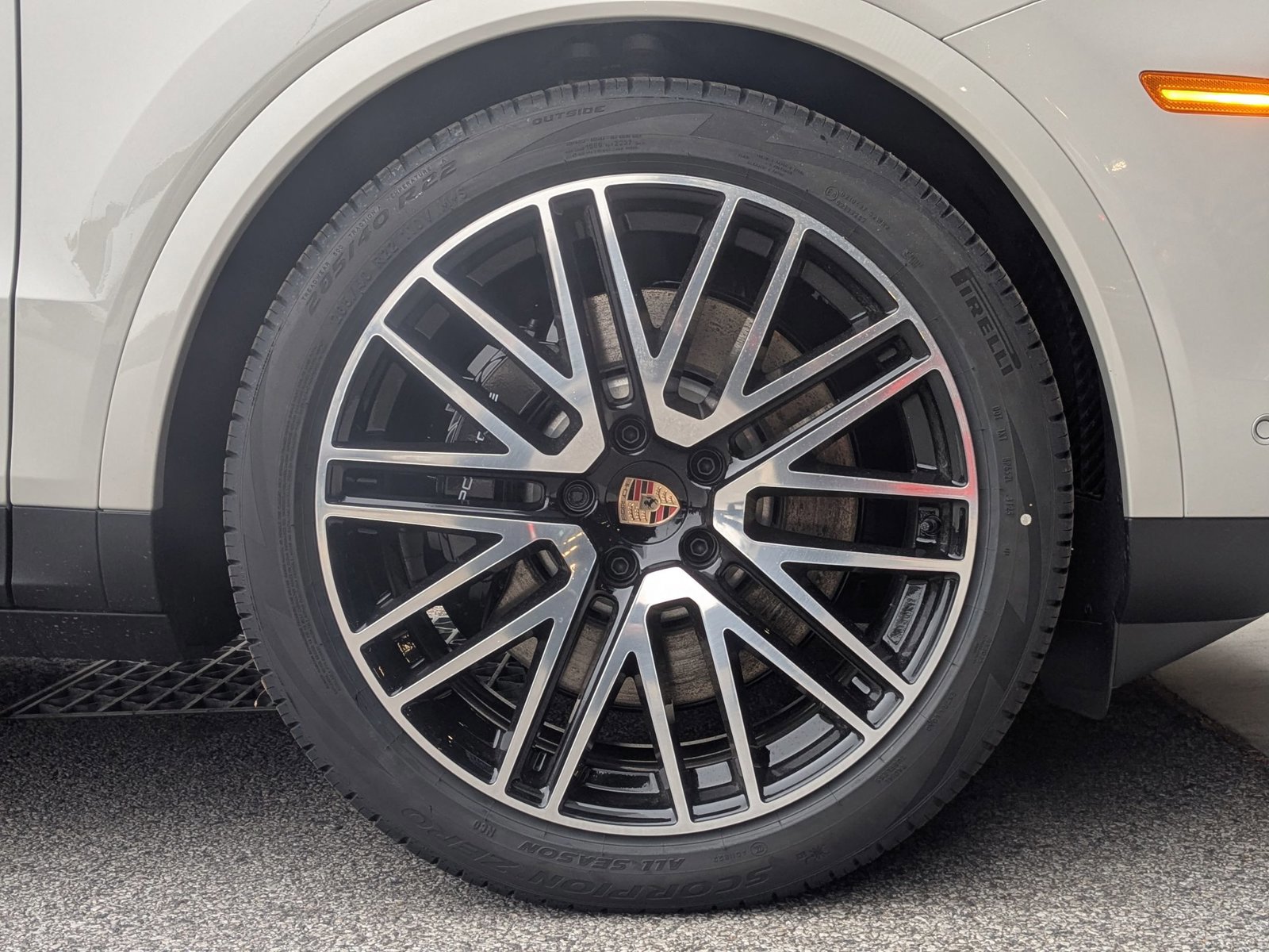 New 2026 Porsche Cayenne S image 30