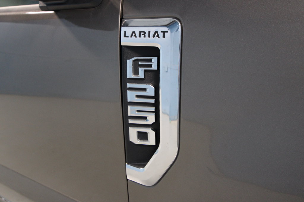 Used 2020 Ford F250 Lariat w/ Chrome Package AWD/4WD image 40
