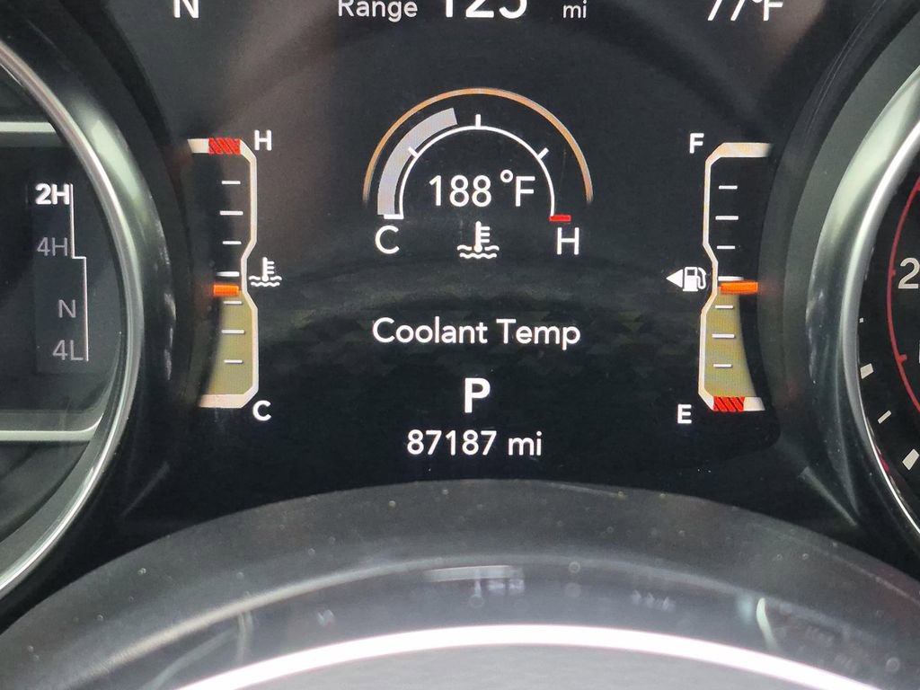 Used 2022 Jeep Gladiator Rubicon w/ LED Lighting Group AWD/4WD image 24
