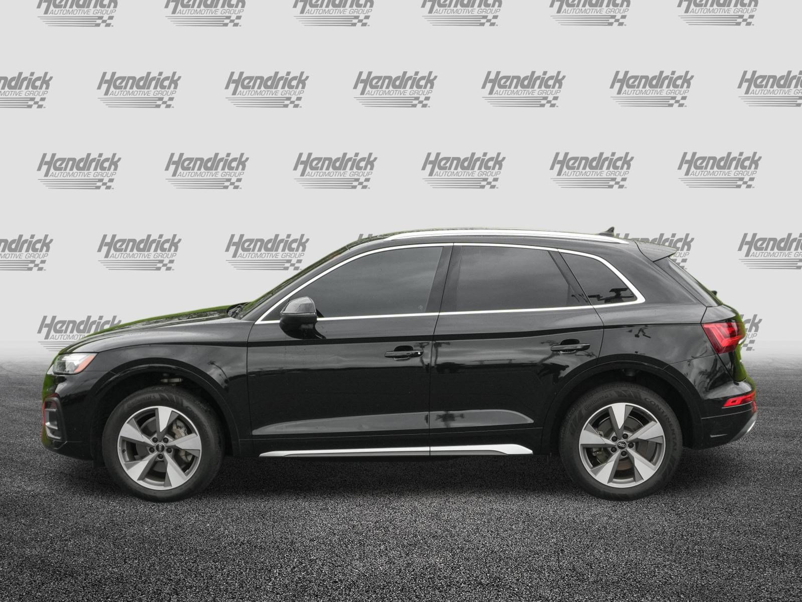 Used 2023 Audi Q5 2.0T Premium Plus w/ Premium Plus Package AWD/4WD image 6
