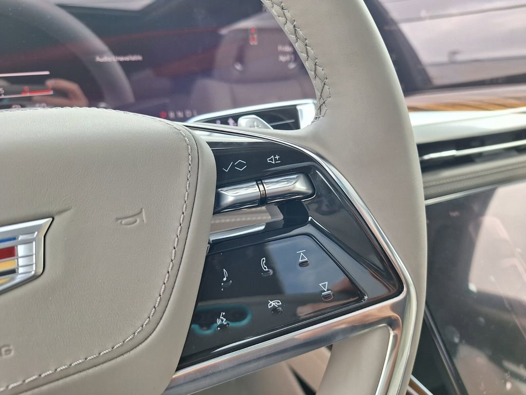 New 2026 Cadillac Escalade Platinum Luxury w/ LPO, Floor Liner Package AWD/4WD image 22