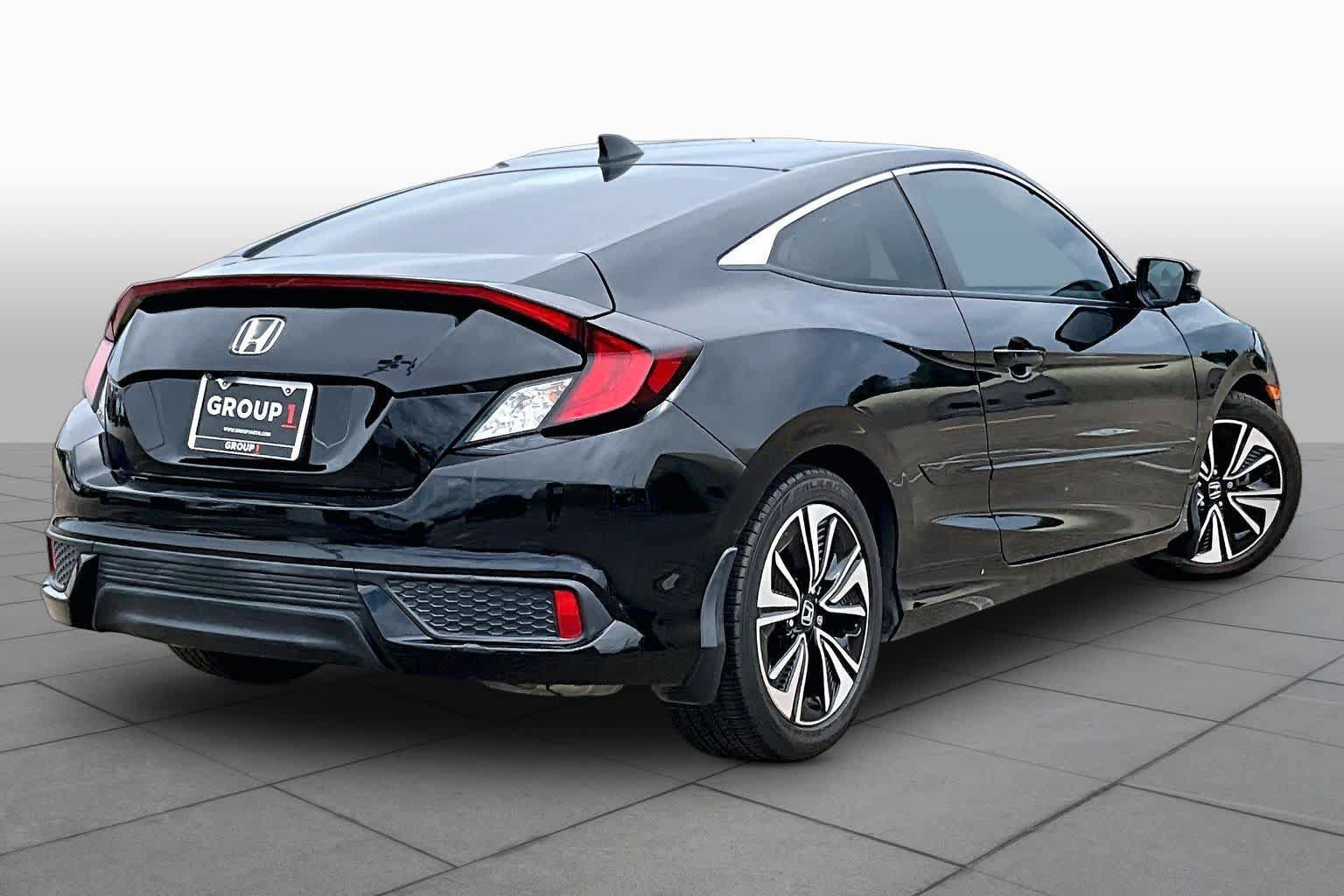 Used 2018 Honda Civic EX-L image 12