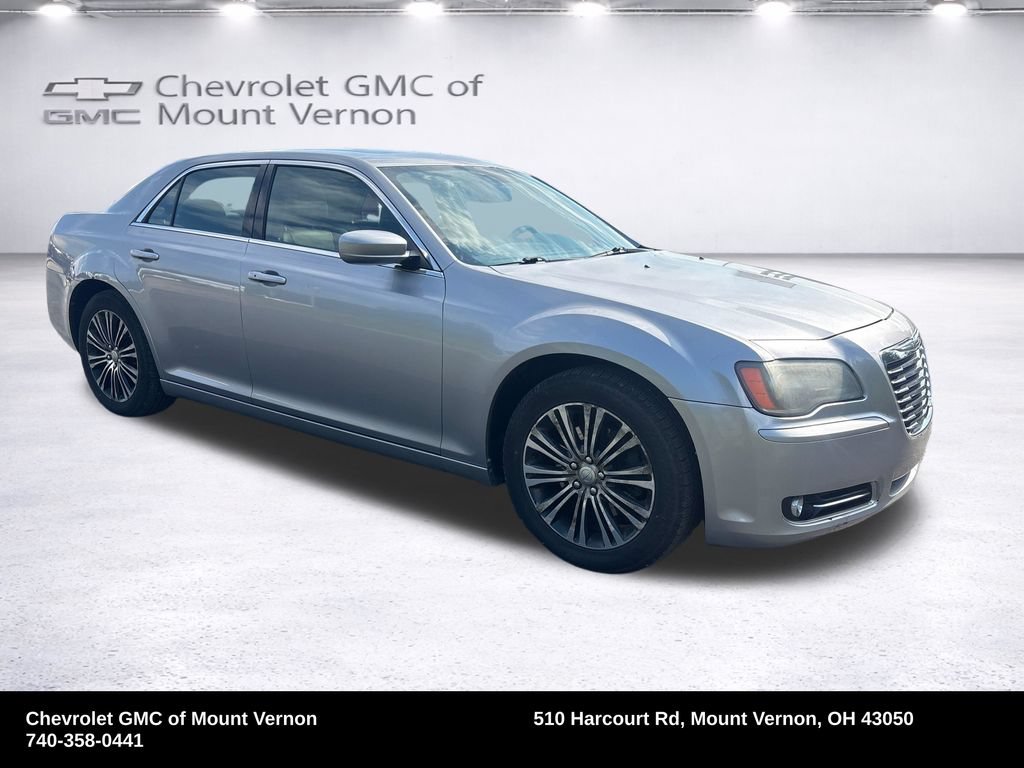Used 2014 Chrysler 300 S AWD/4WD image 8