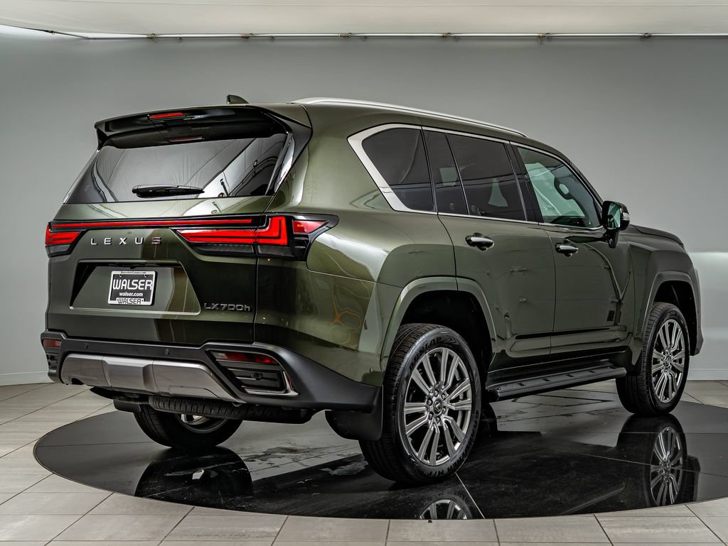 Used 2025 Lexus LX 700h Ultra Luxury AWD/4WD image 5