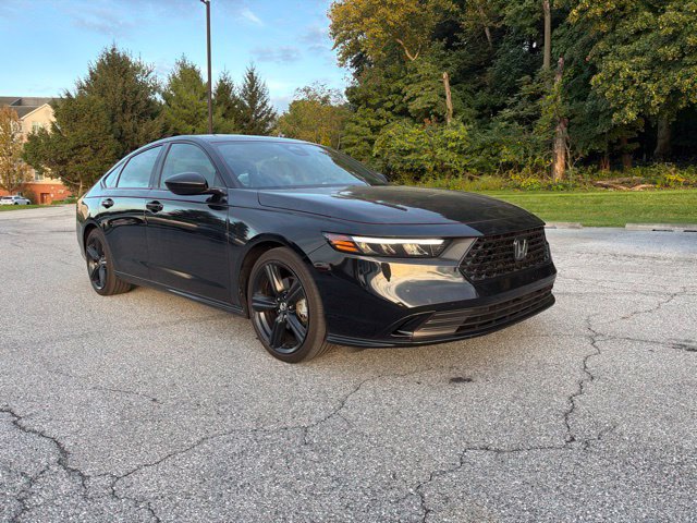 Certified 2024 Honda Accord Sport image 2