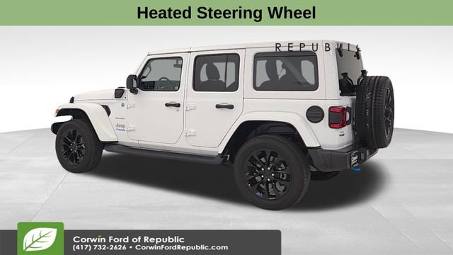 Used 2022 Jeep Wrangler Unlimited Sahara w/ Cold Weather Group image 5