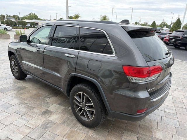 Used 2019 Jeep Grand Cherokee Limited AWD/4WD image 4