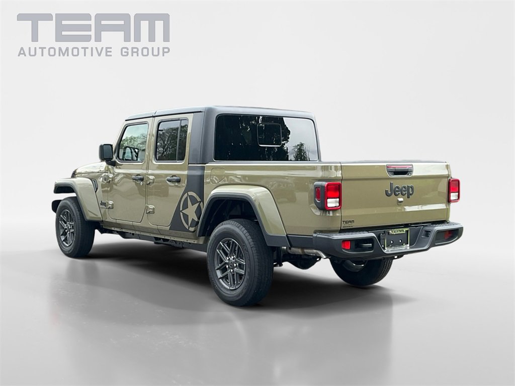 New 2025 Jeep Gladiator Sport image 5