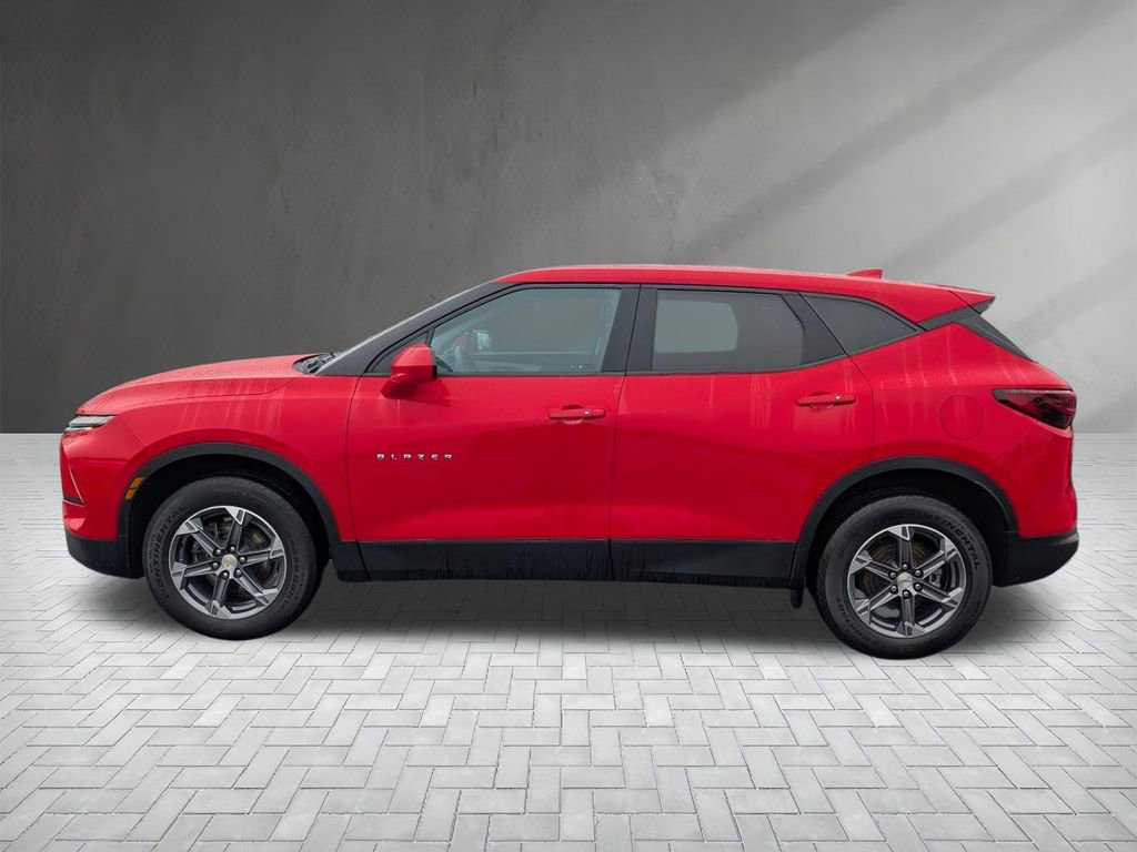 Used 2023 Chevrolet Blazer LT image 5