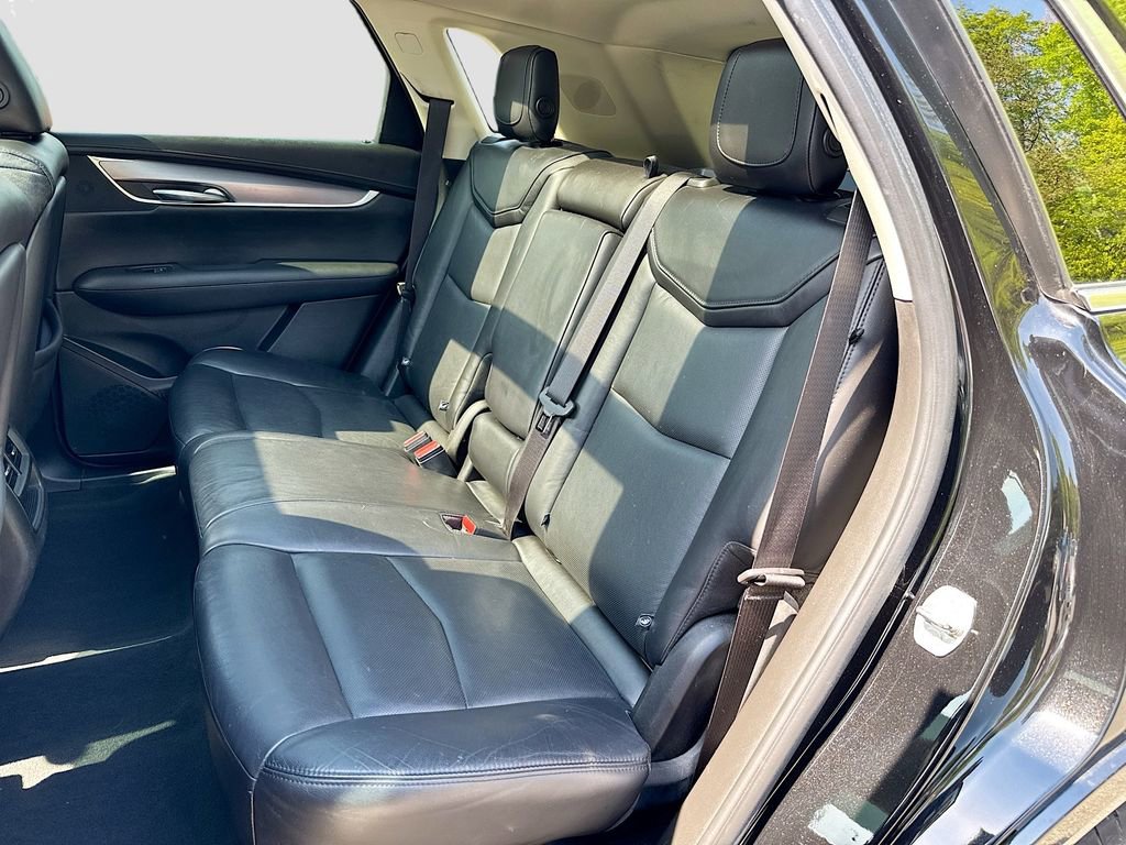 Used 2018 Cadillac XT5 Premium Luxury image 32