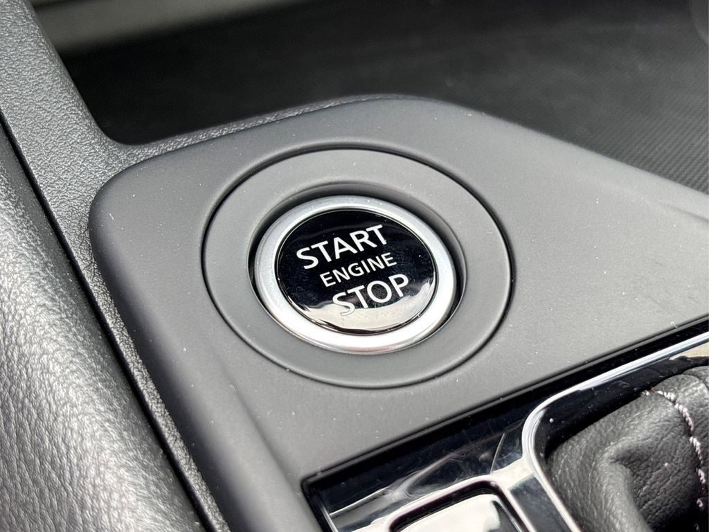 Certified 2025 Nissan Sentra S image 28