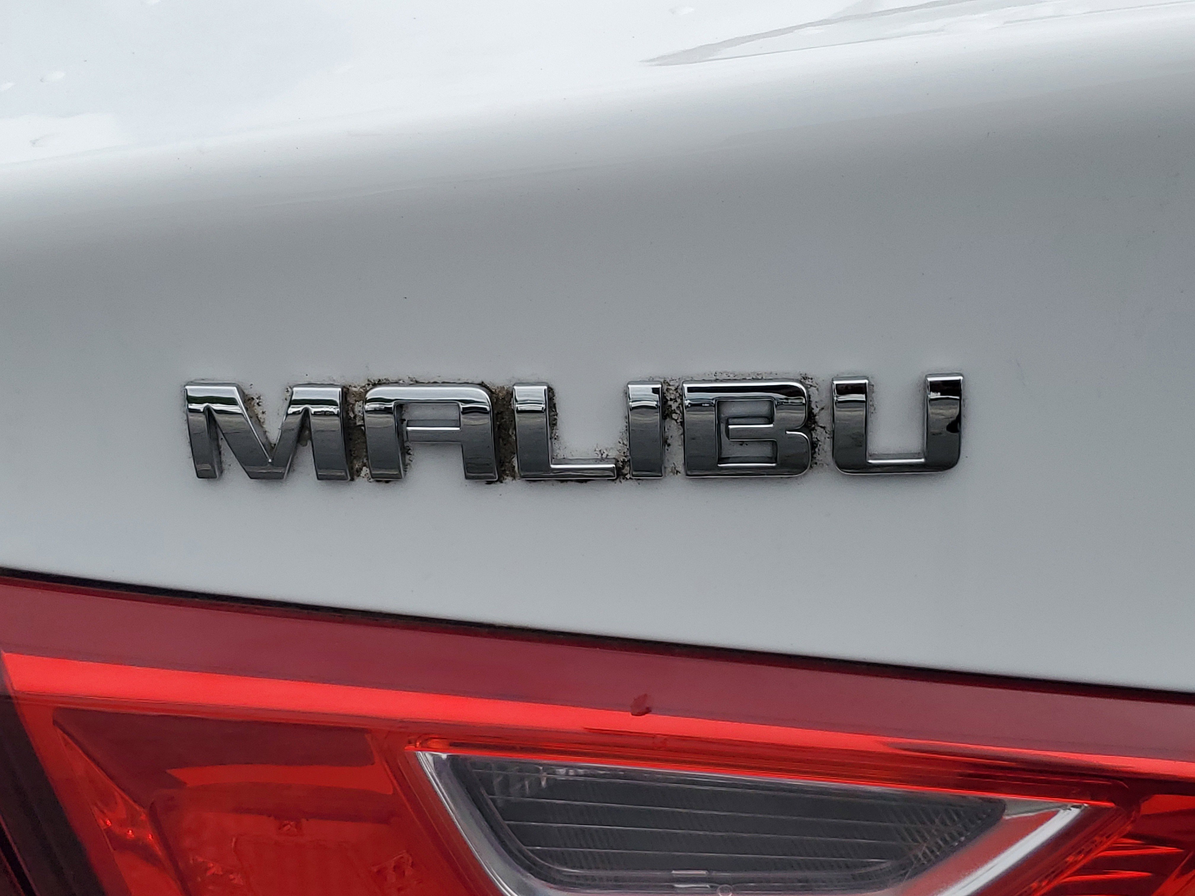 Used 2023 Chevrolet Malibu LT w/ Driver Confidence Package FWD image 8