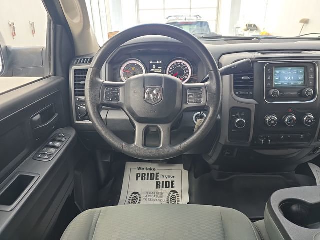 Used 2016 RAM 2500 Tradesman w/ Chrome Appearance Group image 13