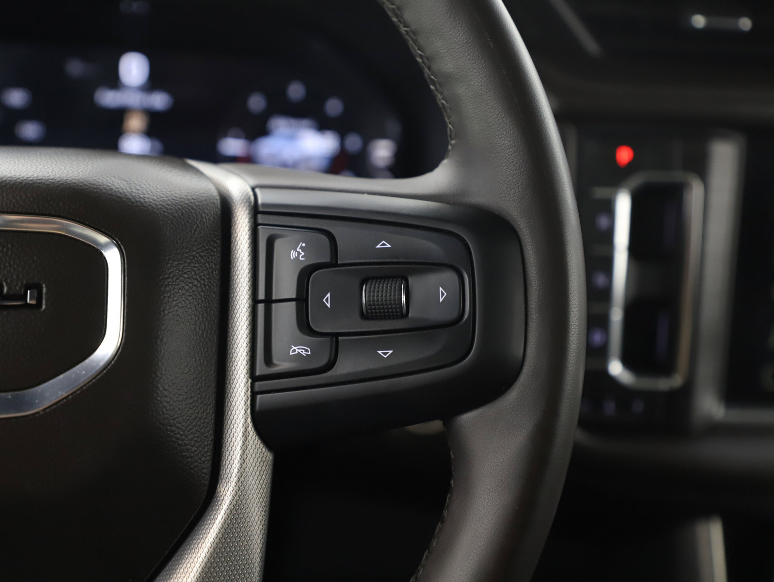 Used 2023 GMC Yukon XL Denali AWD/4WD image 30