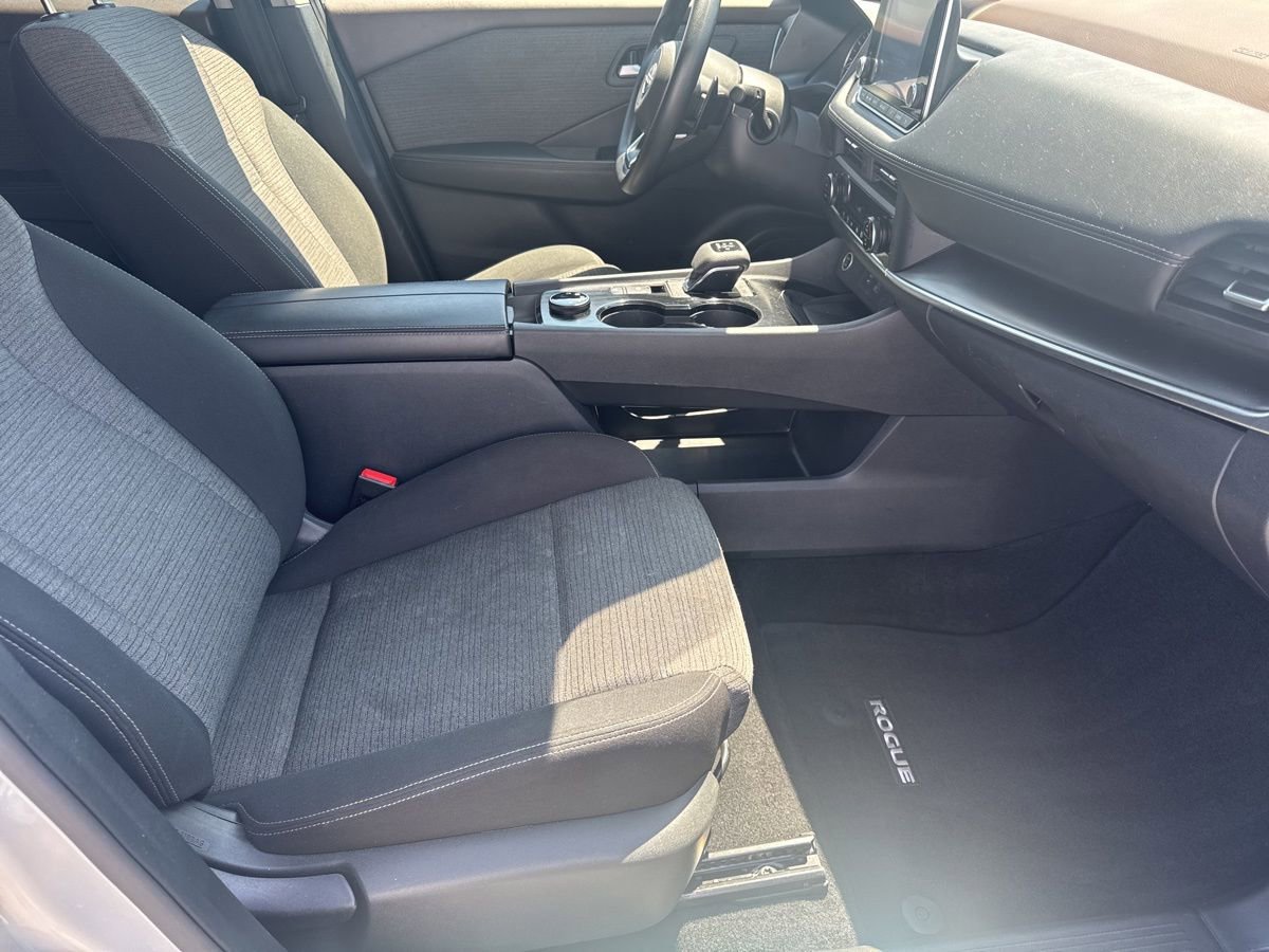 Used 2023 Nissan Rogue SV AWD/4WD image 41
