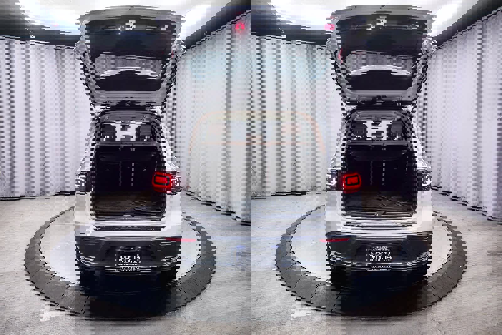 Certified 2022 Mercedes-Benz EQB 300 4MATIC image 27