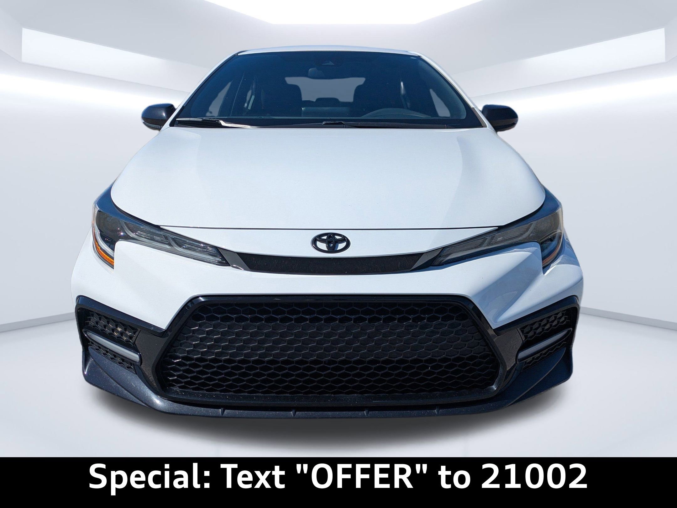 Used 2022 Toyota Corolla SE image 8