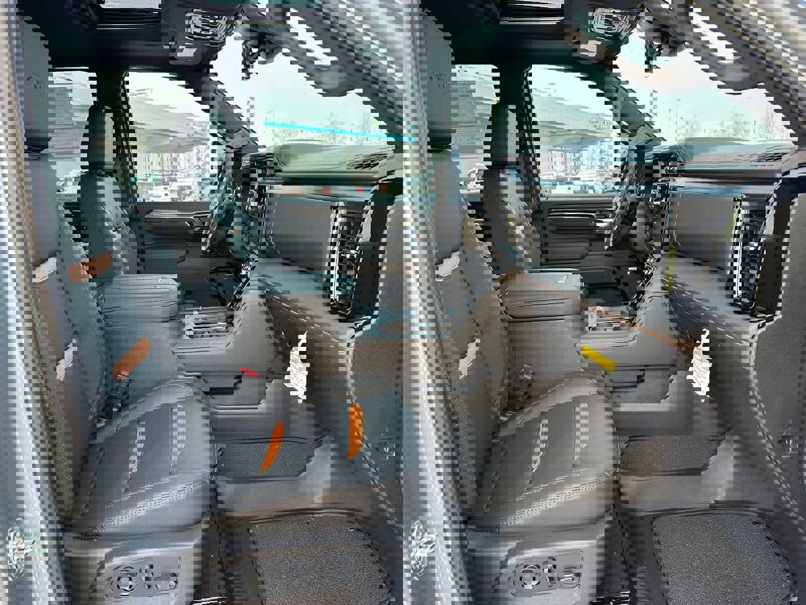 New 2026 GMC Sierra 2500 AT4 w/ AT4 Premium Plus Package image 10