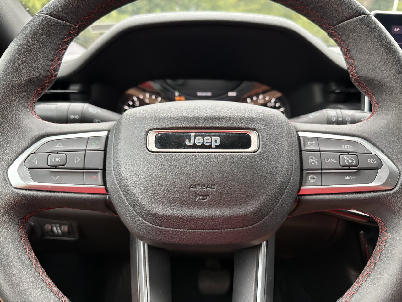 Used 2024 Jeep Compass Trailhawk AWD/4WD image 13
