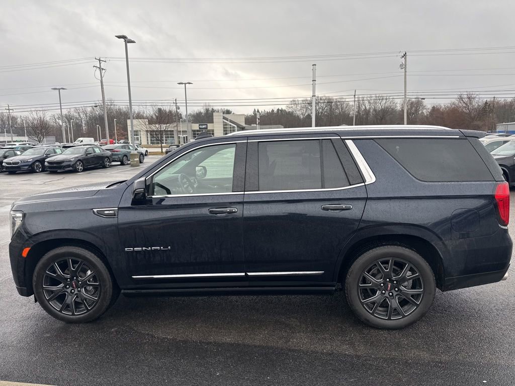 Used 2024 GMC Yukon Denali Ultimate w/ LPO, Floor Liner Package image 3