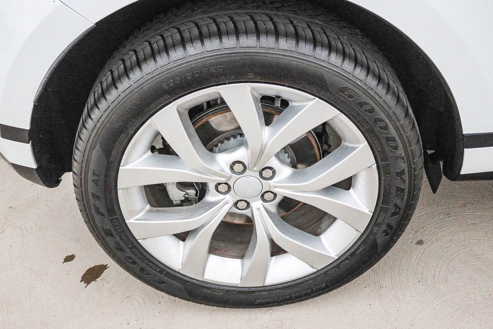 Certified 2023 Land Rover Range Rover Evoque SE image 13