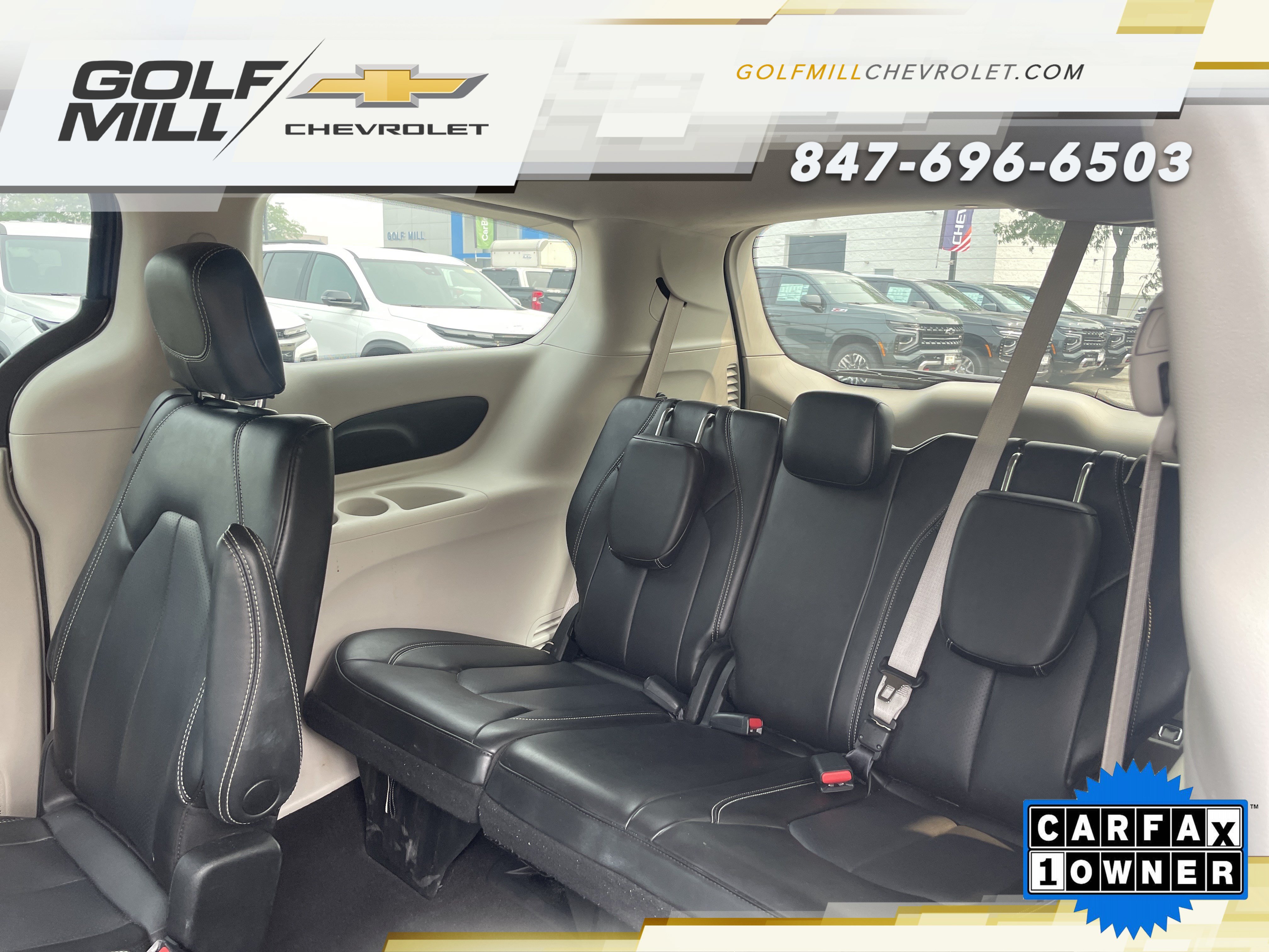 Used 2023 Chrysler Pacifica Touring-L FWD image 31