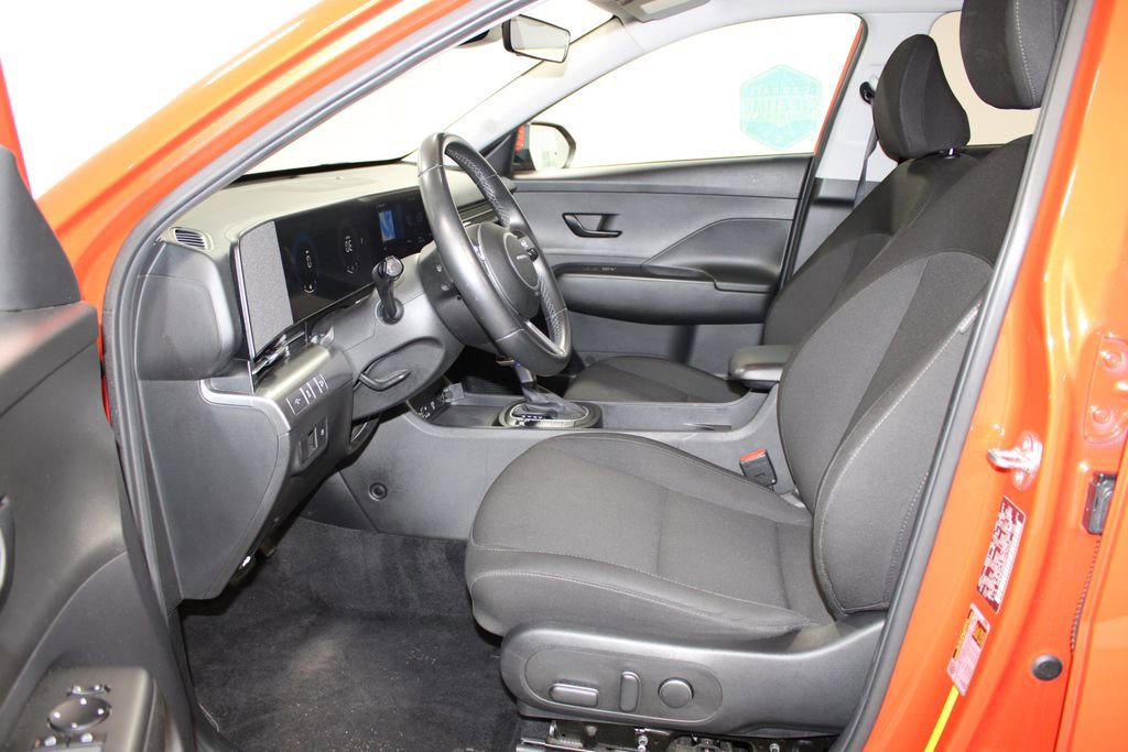 Used 2024 Hyundai Kona SEL image 21