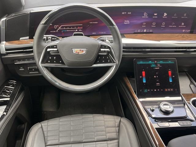 New 2026 Cadillac Escalade Platinum Sport w/ LPO, ONYX Package AWD/4WD image 11