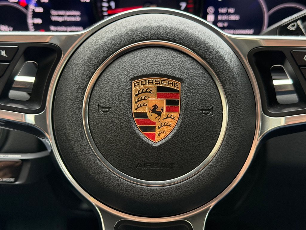 Used 2023 Porsche Cayenne AWD/4WD image 34