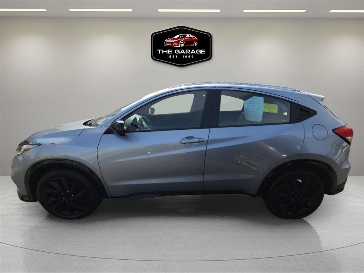 Used 2019 Honda HR-V Sport image 3