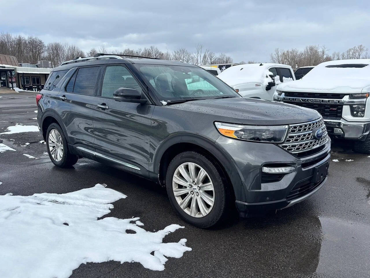 Used 2020 Ford Explorer Limited w/ Class III Trailer Tow Package image 4