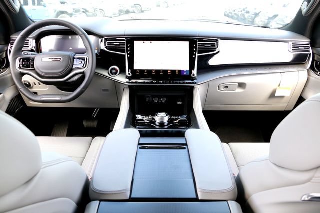 New 2026 Jeep Grand Wagoneer Summit w/ Premium Group III AWD/4WD image 21