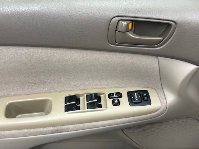 Used 2002 Toyota Camry image 11