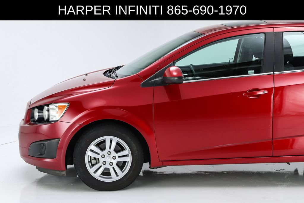 Used 2014 Chevrolet Sonic LT w/ Fun and Sun Package FWD image 3