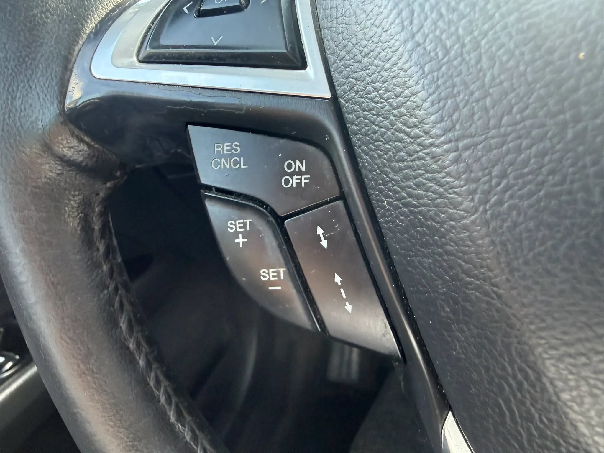 Used 2014 Ford Fusion Energi Titanium w/ Driver Assist Package FWD image 33