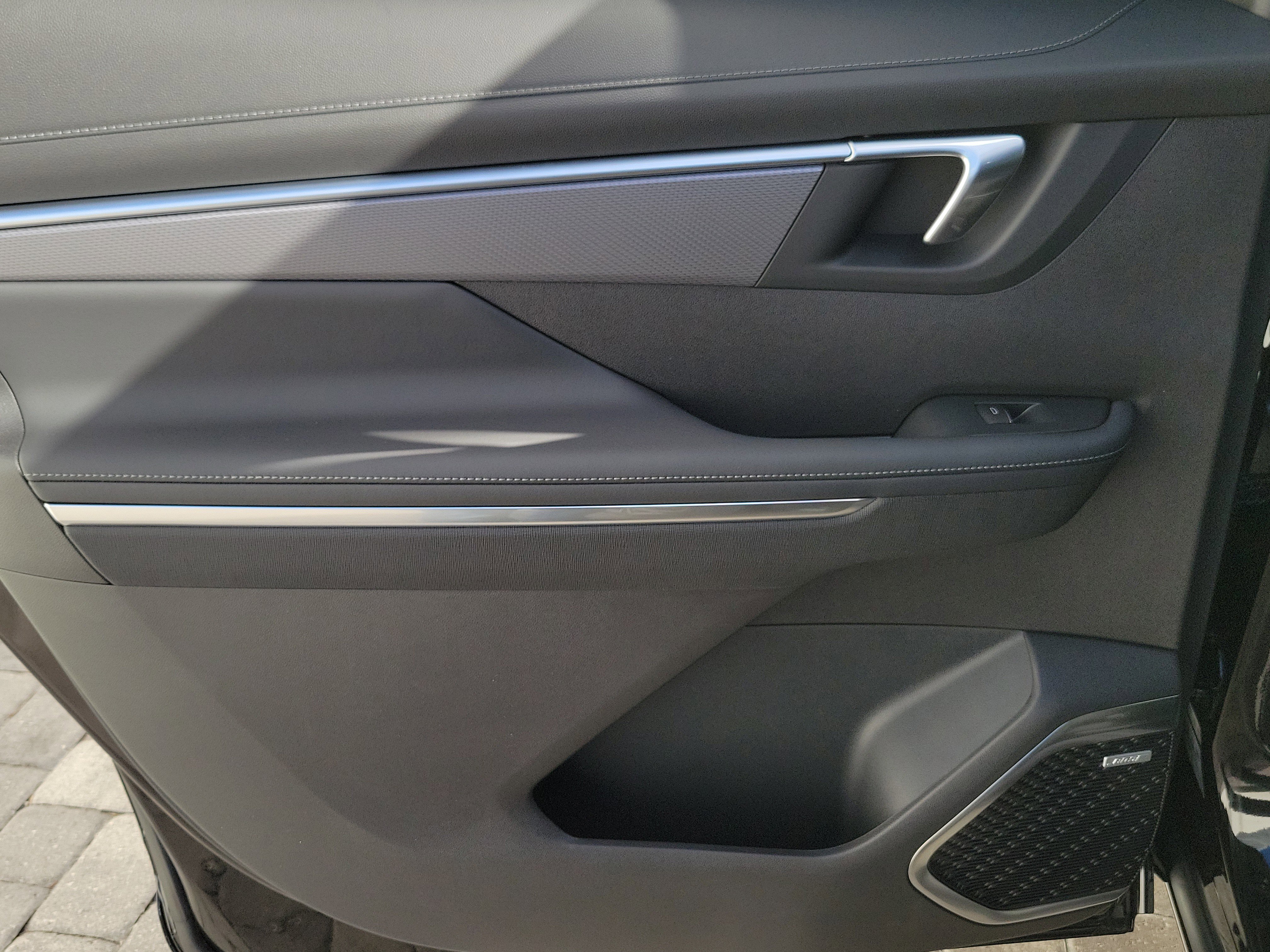 New 2026 Buick Enclave Sport Touring w/ Super Cruise Package image 12