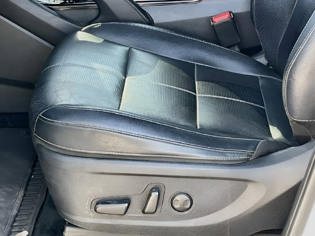 Used 2022 Kia Telluride EX w/ EX Premium Package FWD image 19