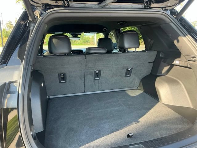 Used 2025 Chevrolet Equinox RS w/ Safety and Technology Package FWD image 11
