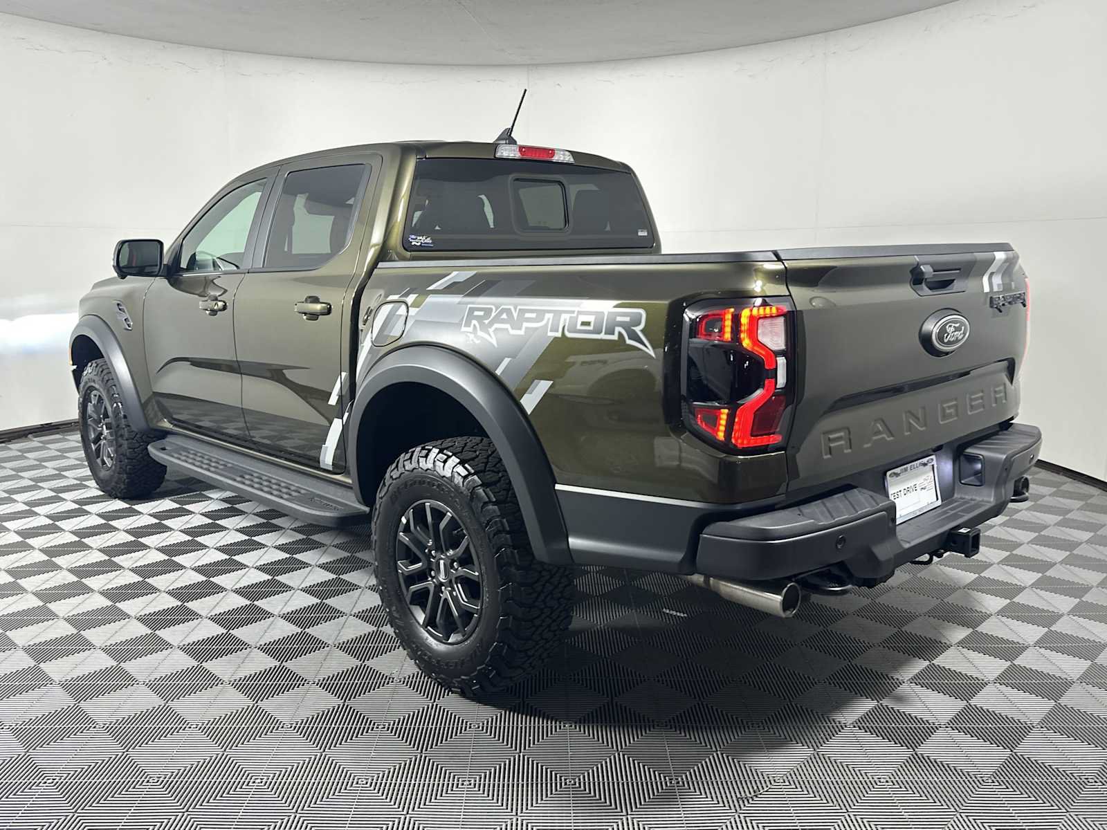 Used 2025 Ford Ranger Raptor AWD/4WD image 9