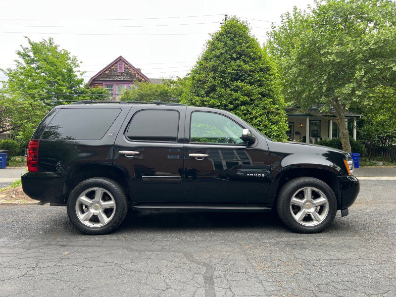 Used 2010 Chevrolet Tahoe LT w/ Regional Value Package AWD/4WD image 6