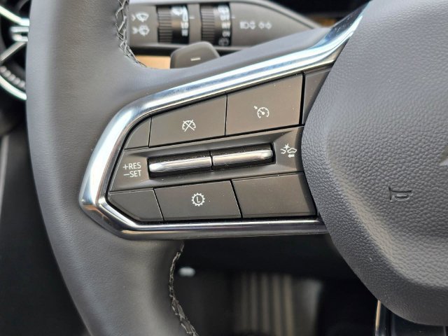 New 2026 Chevrolet Equinox ACTIV w/ Convenience Package III AWD/4WD image 35