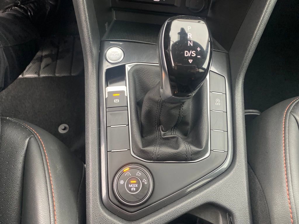 Used 2024 Volkswagen Tiguan Wolfsburg Edition image 19